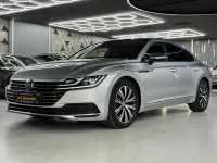 Gebraucht VW Arteon 190 PS (139 kW) 2019 Reflexsilber metallic Kleinwagen