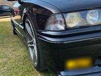 Gebraucht BMW 320 Cabriolet 150 PS (110 kW) 1995 Schwarz Cabrio