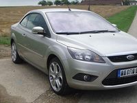 Gebraucht Ford Focus Cabriolet Titanium 145 PS (106 kW) 2010 Silber Cabrio