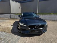 Gebraucht Volvo V60 Core 197 PS (144 kW) 2022 Blau Kombi