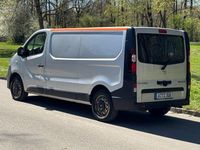 Gebraucht Opel Vivaro 145 PS (106 kW) 2018 Grau Van / Kleinbus