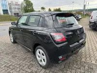 Neu Suzuki Swift Club 83 PS (61 kW) 2026 Schwarz Kleinwagen