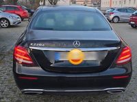 Gebraucht Mercedes E220 Exclusive 194 PS (142 kW) 2016 Schwarz Limousine
