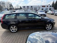 Gebraucht Volvo V50 Kinetic 109 PS (80 kW) 2009 Schwarz Kombi
