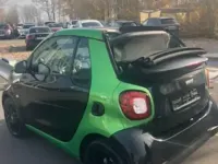 Gebraucht Smart ForTwo Cabrio 41 kW (56 PS) 2017 Schwarz Cabrio