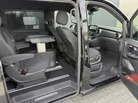 Second-hand Mercedes V300 AMG 237 CP (174 kW) 2022 Negru Monovolum