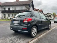 Gebraucht Peugeot 206+ 68 PS (50 kW) 2009 Grau Kleinwagen
