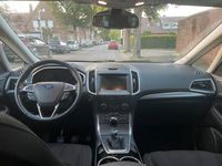 Gebraucht Ford S-MAX Titanium 150 PS (110 kW) 2016 Grau Van / Kleinbus