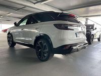 Gebraucht Renault Austral Techno Esprit Alpine 131 PS (96 kW) 2025 Perlmuttweiß mit dach in bla SUV