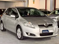 Gebraucht Toyota Auris Sol 124 PS (91 kW) 2007 Silver metallic Limousine