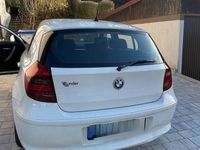 Gebraucht BMW 116 122 PS (89 kW) 2010 Weiß Kleinwagen