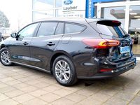 Neu Ford Focus Titanium 125 PS (91 kW) 2025 Agate black Kombi
