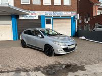 Gebraucht Renault Mégane III 131 PS (96 kW) 2011 Silber Limousine