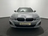 Gebraucht BMW 330e Sport Line 292 PS (214 kW) 2023 Grau Kombi