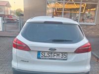 Gebraucht Ford Focus 95 PS (69 kW) 2018 Weiß Kombi