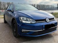 Gebraucht VW Golf VII 116 PS (85 kW) 2018 Blau Kleinwagen