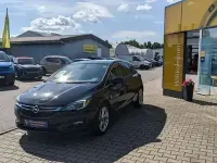 Usata Opel Astra Dynamic 105 CV (77 kW) 2017 Nero Berlina