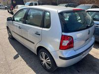Gebraucht VW Polo Comfortline 64 PS (47 kW) 2002 Silber Kleinwagen