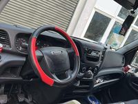 Gebraucht Iveco Daily 140 PS (102 kW) 2017 Weiß Van / Kleinbus