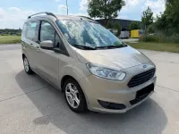 Gebraucht Ford Tourneo Courier Trend 101 PS (74 kW) 2014 Silber Van / Kleinbus
