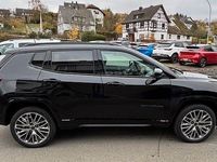 Gebraucht Jeep Compass Summit 241 PS (177 kW) 2024 Schwarz SUV