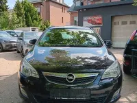 Gebraucht Opel Astra Edition 120 PS (88 kW) 2011 Schwarz Kombi