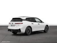 Gebraucht BMW iX 300 kW (408 PS) 2025 Weiß SUV