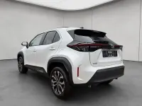 Gebraucht Toyota Yaris Cross 131 PS (96 kW) 2025 Platinumweiß perleffekt SUV