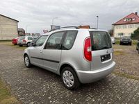 Gebraucht Skoda Roomster 105 PS (77 kW) 2009 Brilliant silber mettalic Van / Kleinbus