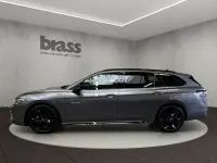 Gebraucht VW Passat R-line 150 PS (110 kW) 2026 Diabasgrau metallic Kombi