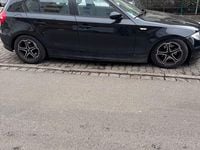 Gebraucht BMW 118 Lifestyle 143 PS (105 kW) 2009 Schwarz Kleinwagen