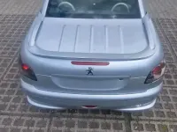 Gebraucht Peugeot 206 CC 109 PS (80 kW) 2002 Silber Cabrio