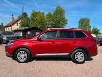 Używany Mitsubishi Outlander 150 KM (110 kW) 2017 Czerwony SUV