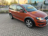 Gebraucht VW Touran Cross 105 PS (77 kW) 2010 Orange Van / Kleinbus