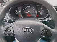 Używany Kia Rio 84 KM (61 kW) 2014 Szary Hatchback