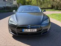 Używany Tesla Model S 309 kW (421 KM) 2015 Szary Hatchback
