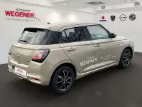 Gebraucht Suzuki Swift Comfort 83 PS (61 kW) 2025 Caravan ivory Limousine