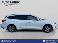 Gebraucht Ford Focus Cool & Connect 120 PS (88 kW) 2019 Weiß Kombi