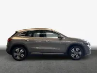 Gebraucht Mercedes GLA220 Progressive 190 PS (139 kW) 2025 Grau SUV
