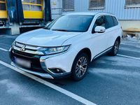 Gebraucht Mitsubishi Outlander 150 PS (110 kW) 2016 Weiß SUV