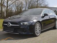 Gebraucht Mercedes CLA200 163 PS (119 kW) 2023 Schwarz Kombi