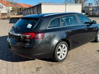 Gebraucht Opel Insignia Edition 120 PS (88 kW) 2015 Schwarz Kombi