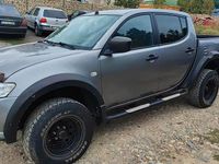 Gebraucht Mitsubishi L200 136 PS (100 kW) 2014 Grau Pickup