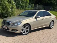 Gebraucht Mercedes E250 204 PS (150 kW) 2011 Gold Limousine