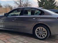 Gebraucht BMW 320e Performance 204 PS (150 kW) 2023 Grau Limousine