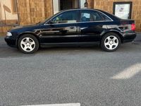 Używany Audi A4 Performance 193 KM (141 kW) 1997 Czarny Sedan/Limuzyna