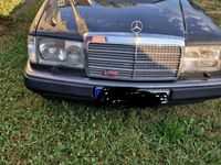 Gebraucht Mercedes 300 178 PS (130 kW) 1992 Schwarz Kombi