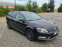 Gebraucht VW Passat Highline 140 PS (102 kW) 2012 Schwarz Kombi
