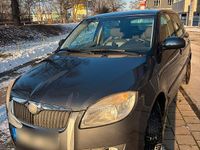 Gebraucht Skoda Fabia 60 PS (44 kW) 2009 Grau Kleinwagen