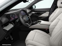 Gebraucht BMW 550e Comfort Edition 489 PS (359 kW) 2025 Limousine